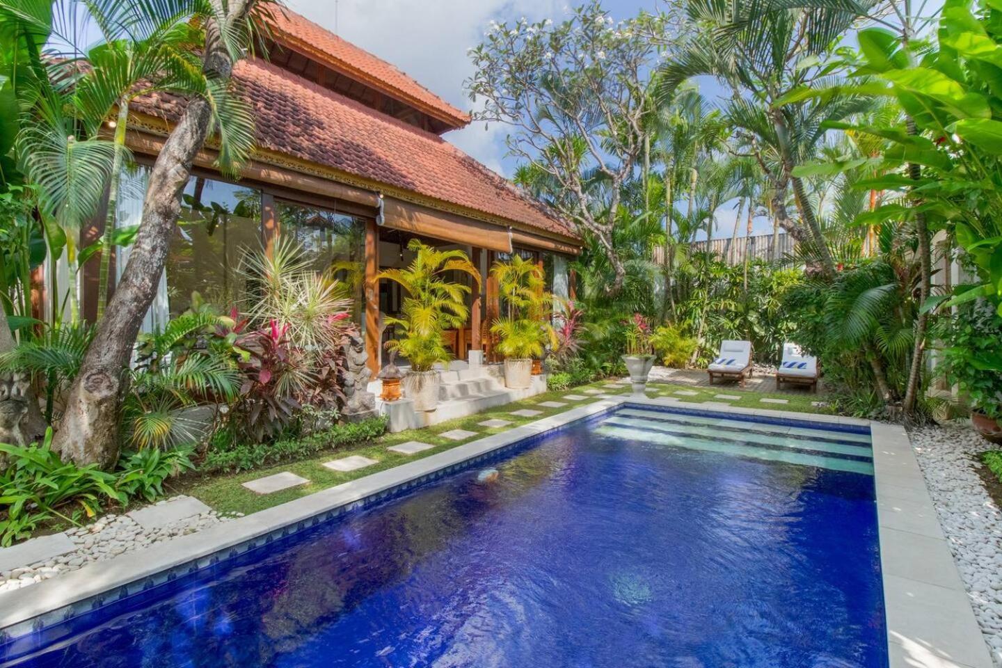 Heart Of Seminyak, 2Br, Sleeps 4, Walk To Bintang Villa Exterior photo