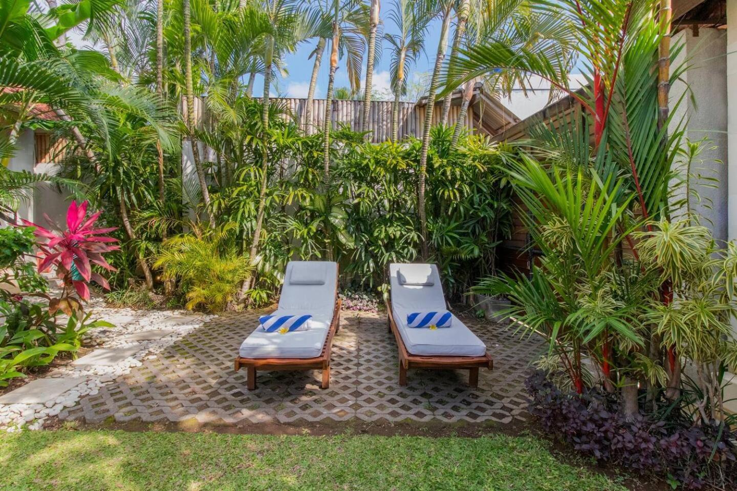 Heart Of Seminyak, 2Br, Sleeps 4, Walk To Bintang Villa Exterior photo